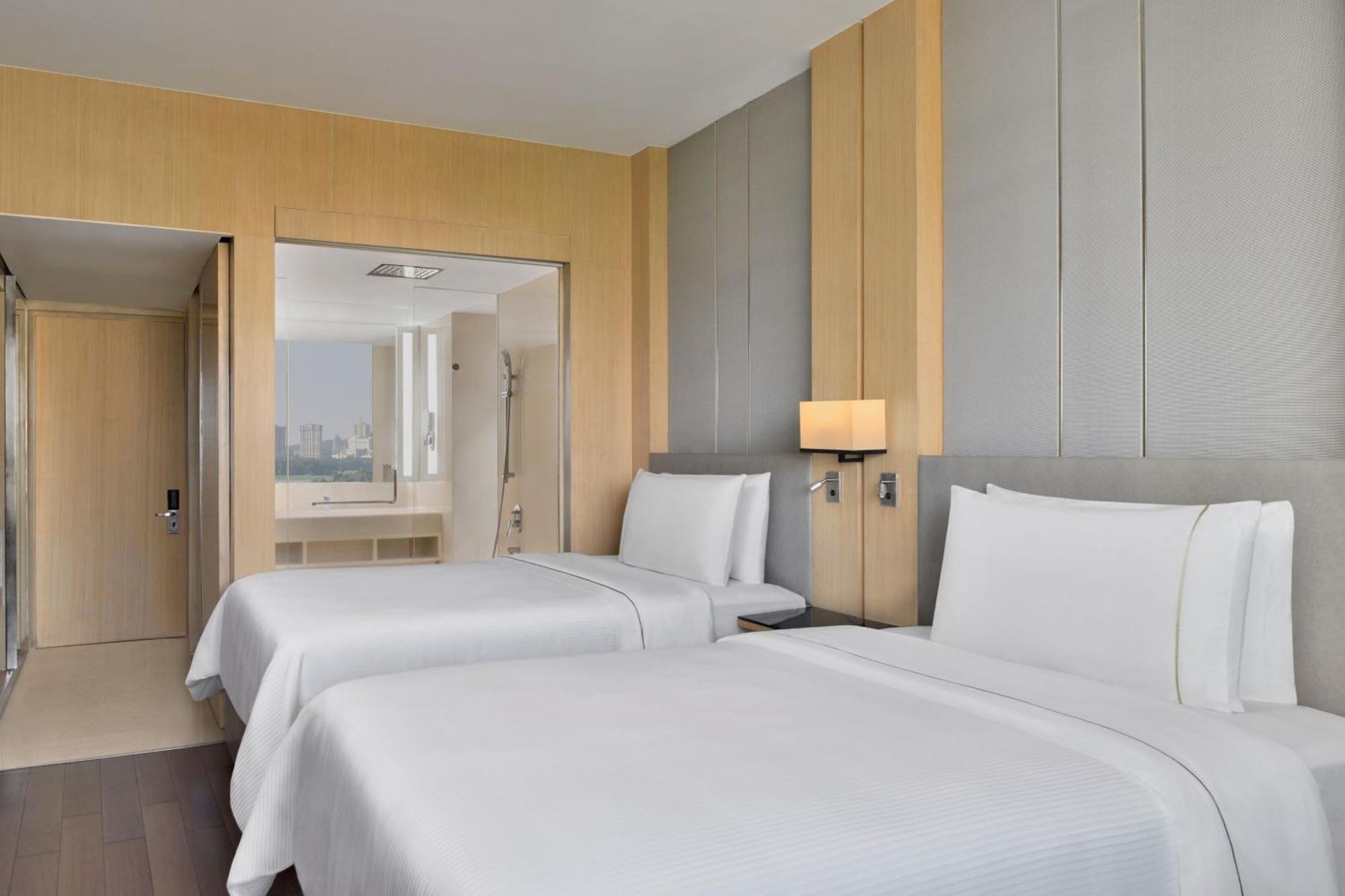 The Westin Powai Bombaj