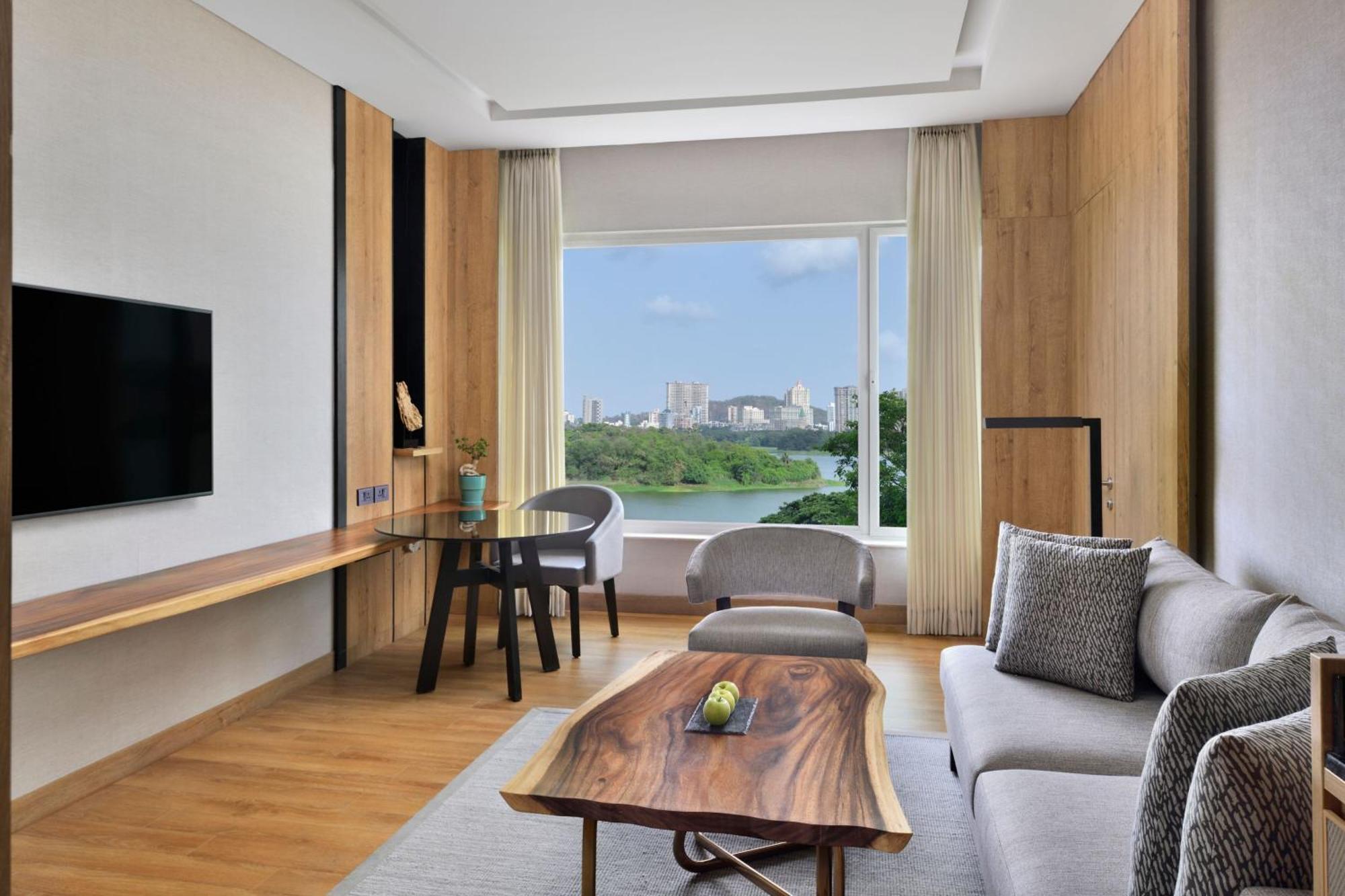 The Westin Powai Bombaj